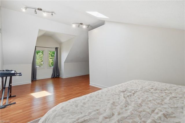 117 Larchwood RD, Yorktown, VA 23692