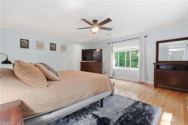 117 Larchwood RD, Yorktown, VA 23692