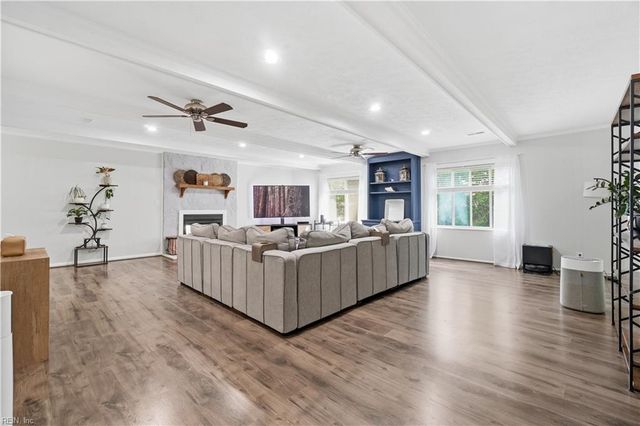 117 Larchwood RD, Yorktown, VA 23692