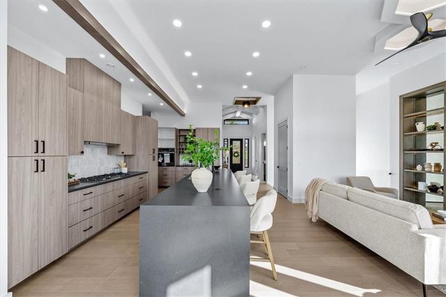 2611 NW 84th Terrace, Kansas City, MO 64154