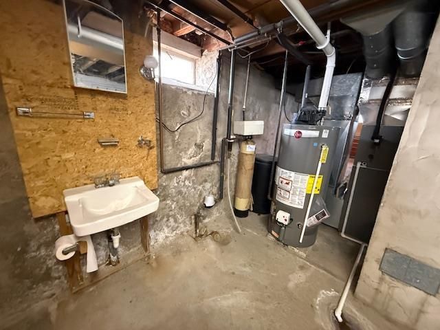 618 E BRIDGE STREET, Wausau, WI 54403