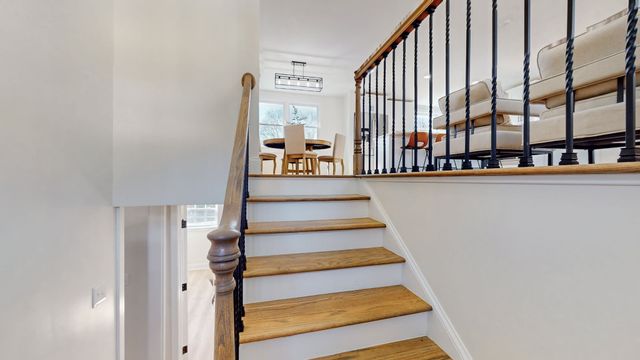 207 Overcrest Ct, Nashville, TN 37211