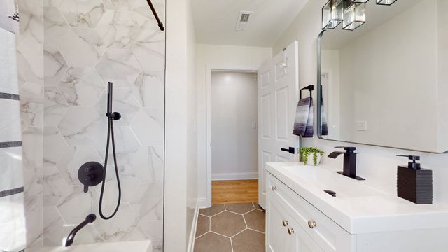 207 Overcrest Ct, Nashville, TN 37211