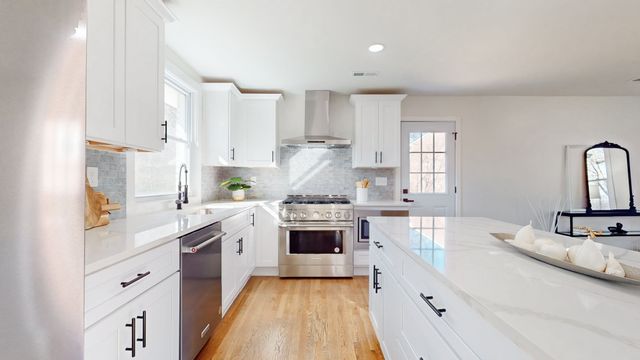 207 Overcrest Ct, Nashville, TN 37211