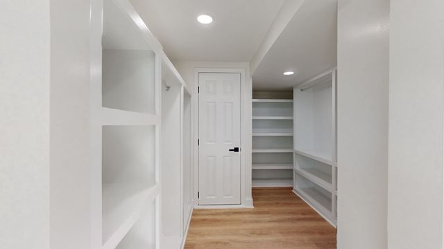 207 Overcrest Ct, Nashville, TN 37211