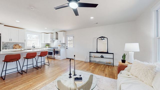 207 Overcrest Ct, Nashville, TN 37211