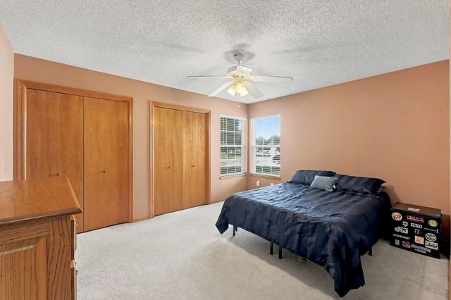 1914 Summerwood St, Goddard, KS 67052