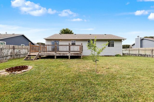 1914 Summerwood St, Goddard, KS 67052