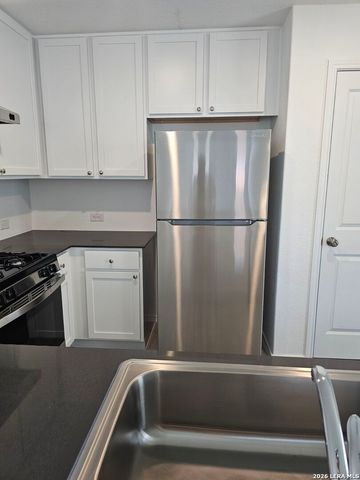 731 PAUL CYN, San Antonio, TX 78253