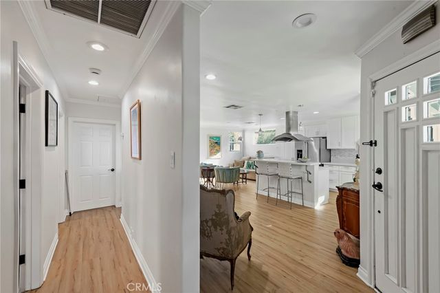 5231 Glasgow Way, Westchester, CA 90045
