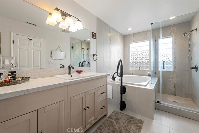 5231 Glasgow Way, Westchester, CA 90045