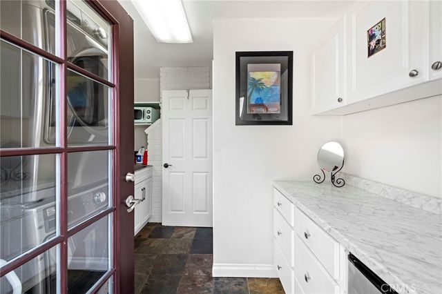 5231 Glasgow Way, Westchester, CA 90045