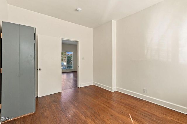 3000 Kenwood Avenue, Los Angeles, CA 90007
