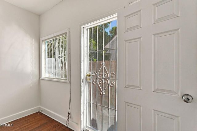 3000 Kenwood Avenue, Los Angeles, CA 90007