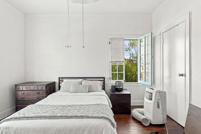 3000 Kenwood Avenue, Los Angeles, CA 90007