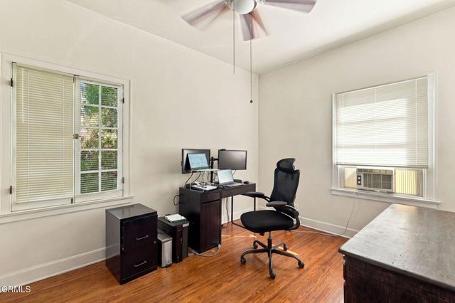 3000 Kenwood Avenue, Los Angeles, CA 90007