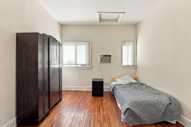 3000 Kenwood Avenue, Los Angeles, CA 90007