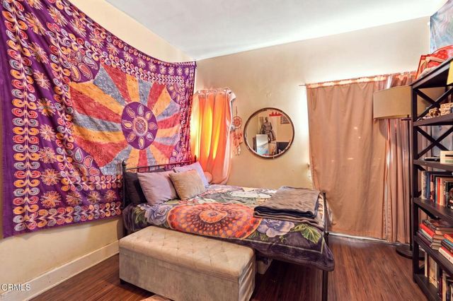 3000 Kenwood Avenue, Los Angeles, CA 90007
