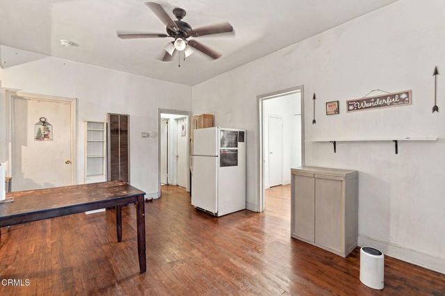 3000 Kenwood Avenue, Los Angeles, CA 90007