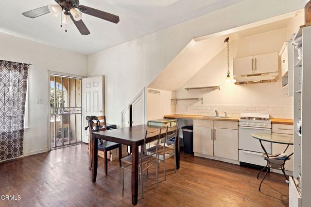 3000 Kenwood Avenue, Los Angeles, CA 90007
