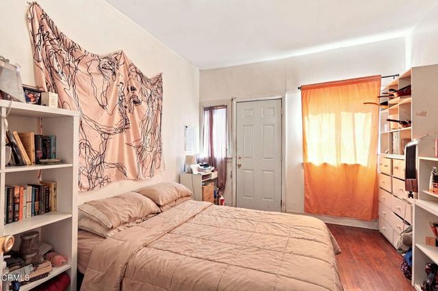 3000 Kenwood Avenue, Los Angeles, CA 90007