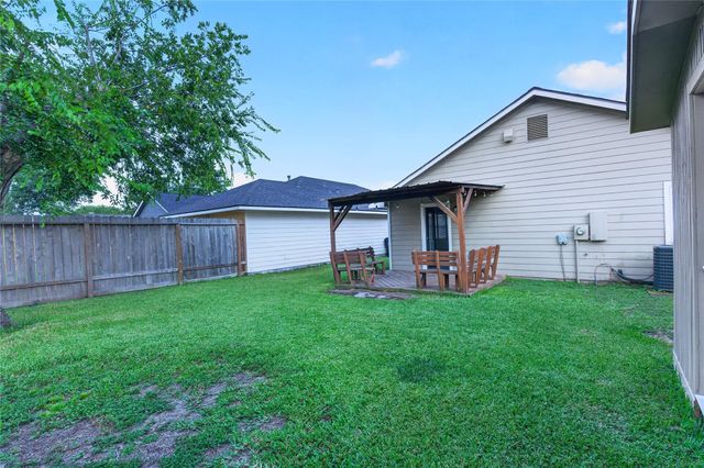 3922 Pintan Lane, Houston, TX 77014