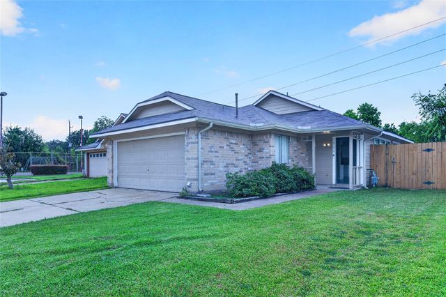 3922 Pintan Lane, Houston, TX 77014