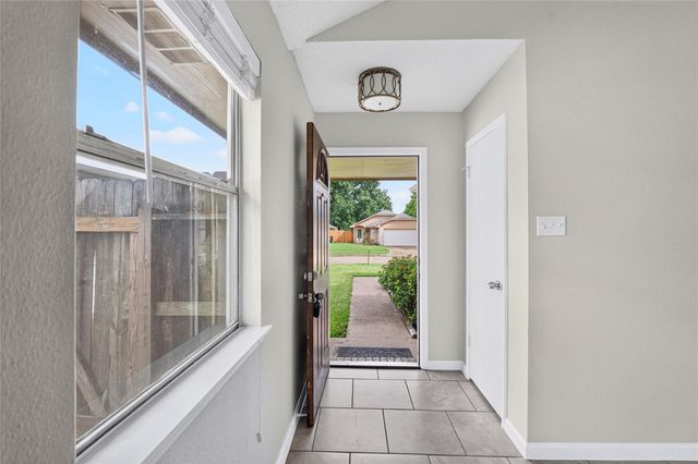 3922 Pintan Lane, Houston, TX 77014