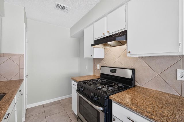 3922 Pintan Lane, Houston, TX 77014