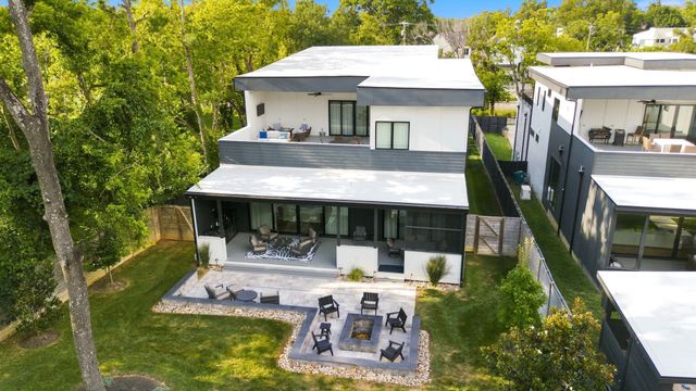 1143 Glendale Ln, Nashville, TN 37204
