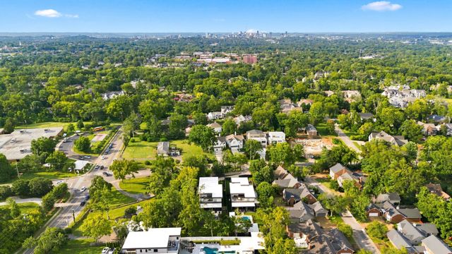 1143 Glendale Ln, Nashville, TN 37204