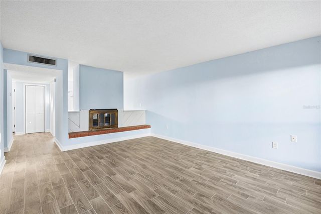 1 WINDRUSH BOULEVARD 21, Indian Rocks Beach, FL 33785