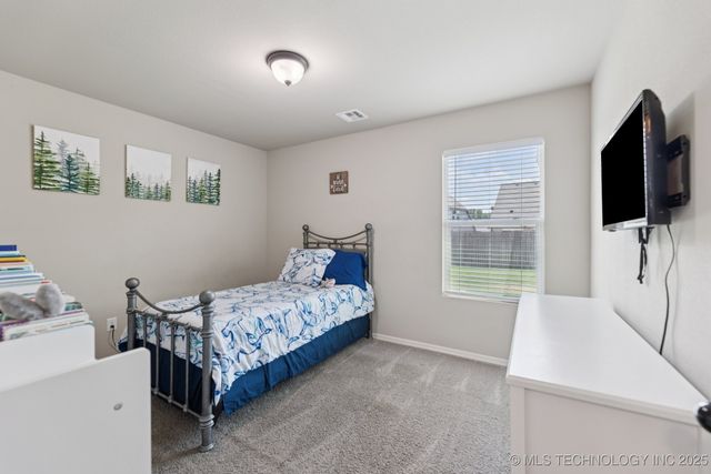 9016 E 132nd Street S, Bixby, OK 74008