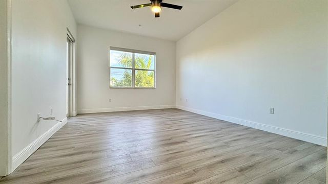 1759 NW 124th Way 1759, Pembroke Pines, FL 33028