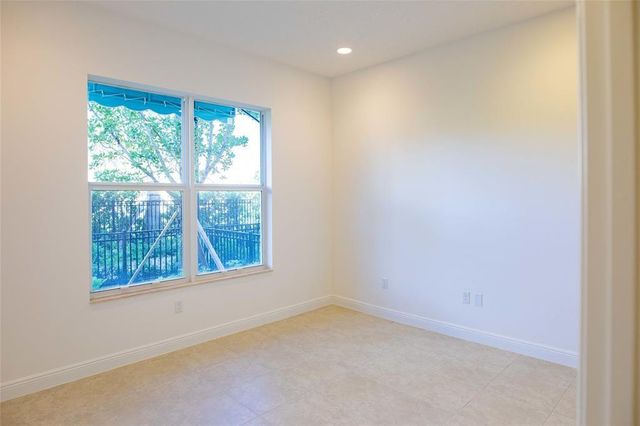 1759 NW 124th Way 1759, Pembroke Pines, FL 33028