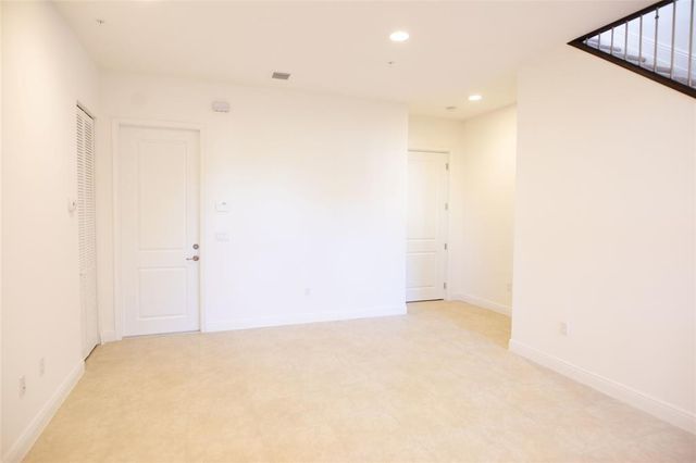 1759 NW 124th Way 1759, Pembroke Pines, FL 33028