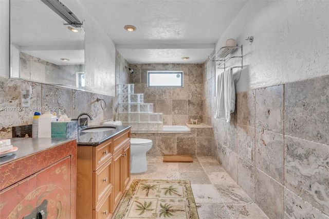 18900 SW 224th St, Miami, FL 33170