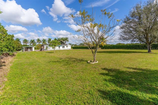 18900 SW 224th St, Miami, FL 33170