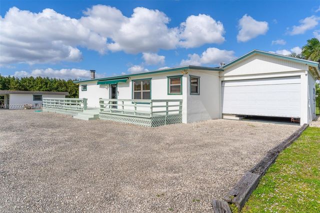 18900 SW 224th St, Miami, FL 33170