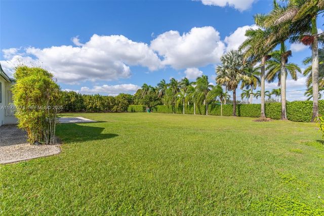 18900 SW 224th St, Miami, FL 33170