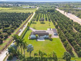 18900 SW 224th St, Miami, FL 33170