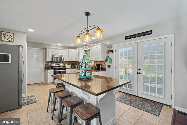 150 OLDE HICKORY RD, Mount Wolf, PA 17347