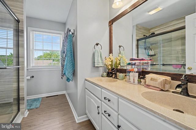 150 OLDE HICKORY RD, Mount Wolf, PA 17347