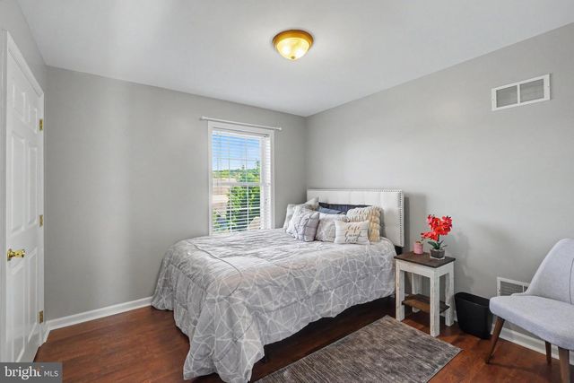 150 OLDE HICKORY RD, Mount Wolf, PA 17347