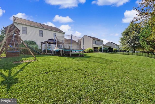 150 OLDE HICKORY RD, Mount Wolf, PA 17347