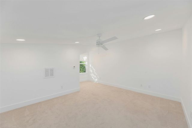 1114 Walton LN B, Austin, TX 78721