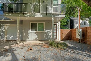 1114 Walton LN B, Austin, TX 78721
