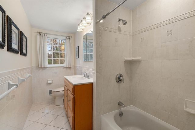 41 Berkeley Rd, Framingham, MA 01701