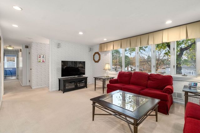41 Berkeley Rd, Framingham, MA 01701