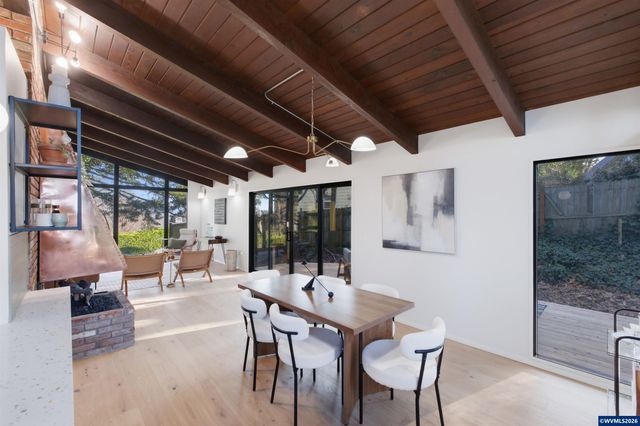 927 Kingwood Dr NW, Salem, OR 97304